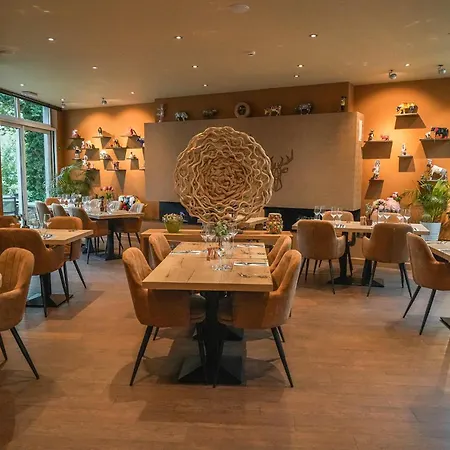 Hotell Le Charme De La Semois 3*