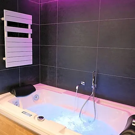 Le Charme De La Semois Hotel