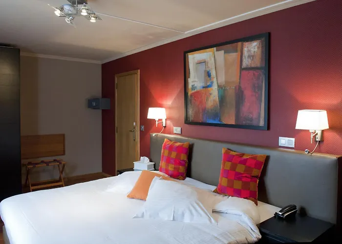 Hotell Le Charme De La Semois 3*