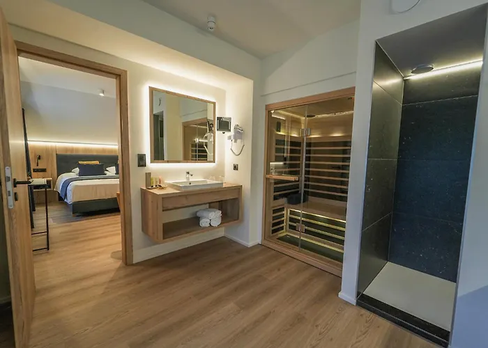 Le Charme De La Semois