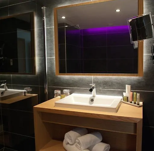 Hotell Le Charme De La Semois 3*