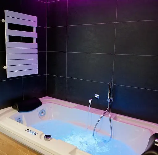 Hotel Le Charme De La Semois Alle