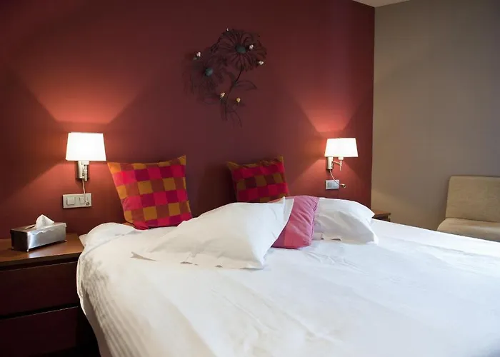 Hotell Le Charme De La Semois